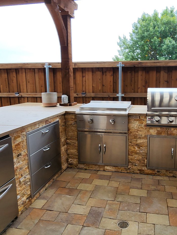 brick veneer outdoor kitchen dallas texas