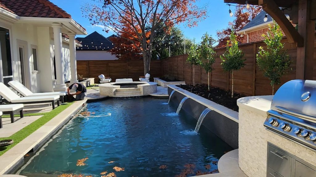custom pools in frisco